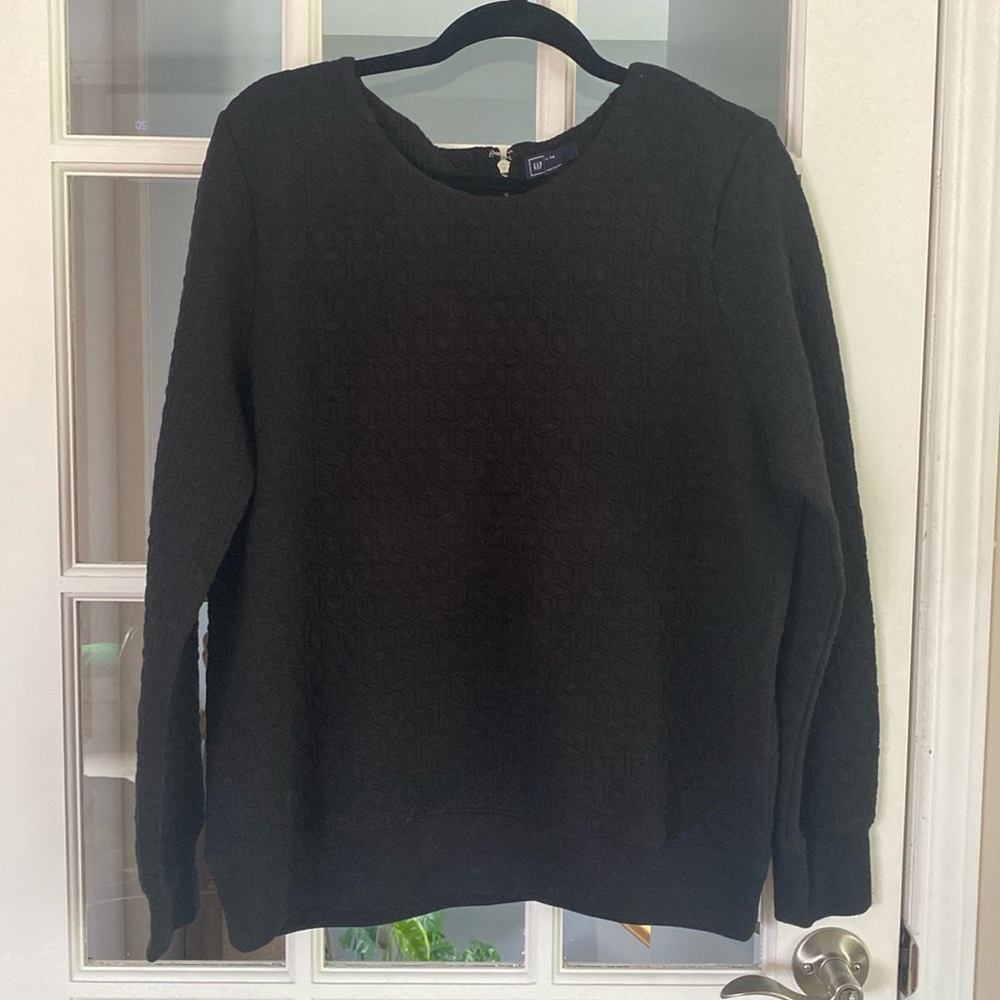 GAP SWEATER
